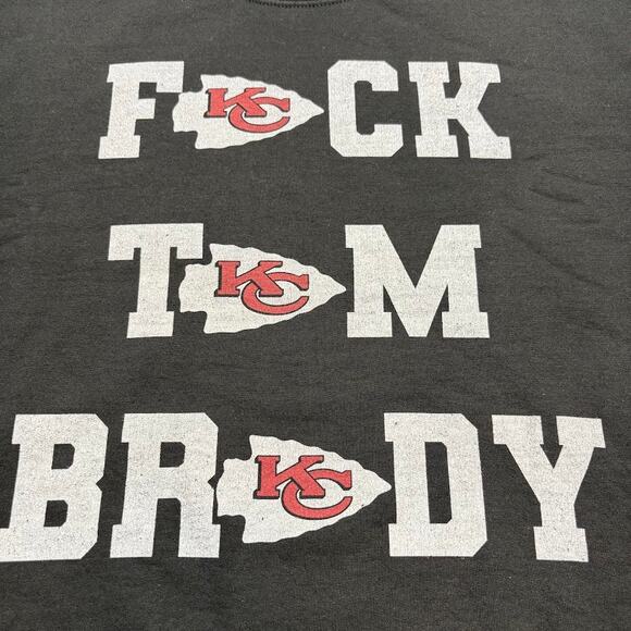 Kansas City Chiefs F%*K Tom Brady Arrowhead Logo Crewneck Sweatshirt Black XL - Picture 3 of 7